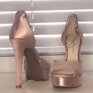 Jessica Simpson champagne pink platform heels